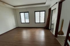CHÍNH CHỦ BÁN NHÀ LÔ GÓC, PHỐ CHÍNH KINH, QUẬN THANH XUÂN (Nhà mới mang đồ đến ở luôn) CHÍNH CHỦ BÁN NHÀ LÔ GÓC, PHỐ CHÍNH KINH, QUẬN THANH XUÂN (Nhà mới mang đồ đến ở luôn)